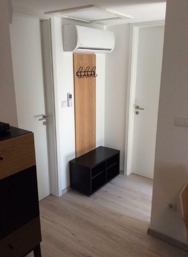 Вилла Szegfu Apartmanhaz Балатонфюзфё Экстерьер фото